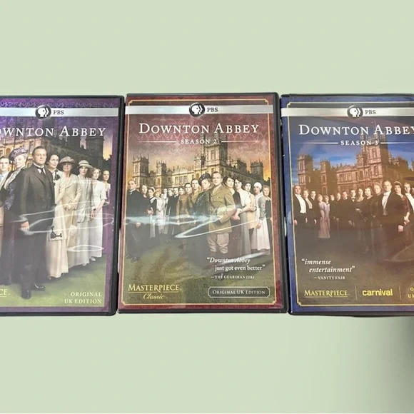 Downton Abbey Seasons 1-6 DVD Collection and a Downton Abbey Book - Picture 1 of 5